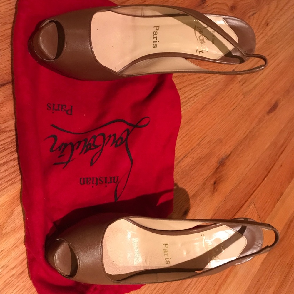 Christian Louboutin sling backs tan/brown